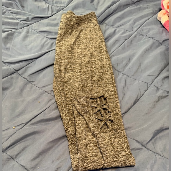 No Boundaries Gray Marled Leggings with Crisscross Detail - Picture 3 of 3